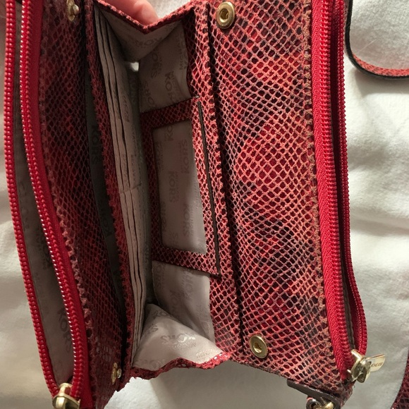 Michael Kors purse - Picture 3 of 4